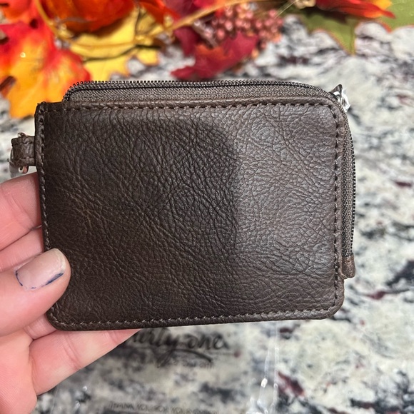 Thirty-One small zip wallet - Picture 4 of 5